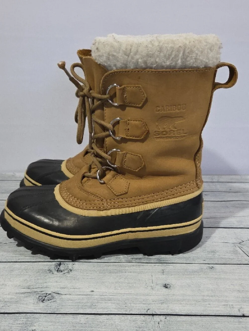 Sorel Caribou Tan and Black Insulated Waterproof Lace-Up Snow Boots Size 8